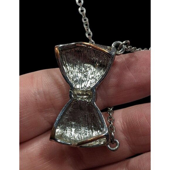 Coquette Glam Aurora Borealis Rhinestone Bow Necklace - Picture 4 of 10